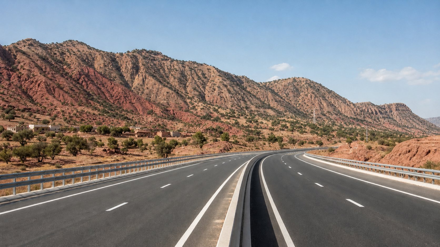 Route rurale aménagée en zone montagneuse — Maroc